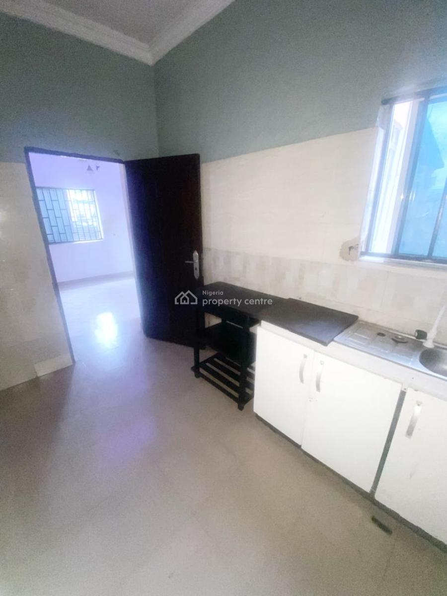2 Bedroom Apartment, Gra Phase 1, Magodo, Lagos, Flat / Apartment for Rent