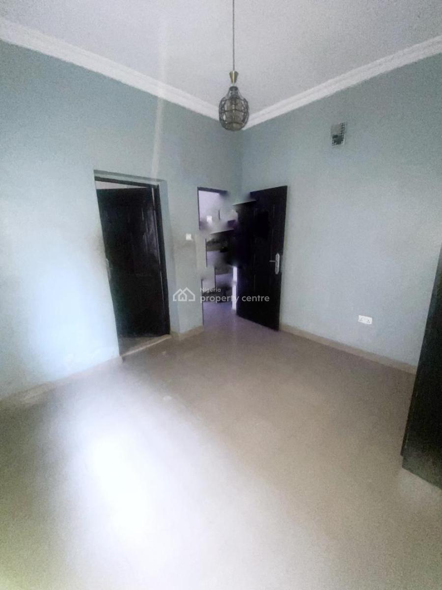 2 Bedroom Apartment, Gra Phase 1, Magodo, Lagos, Flat / Apartment for Rent