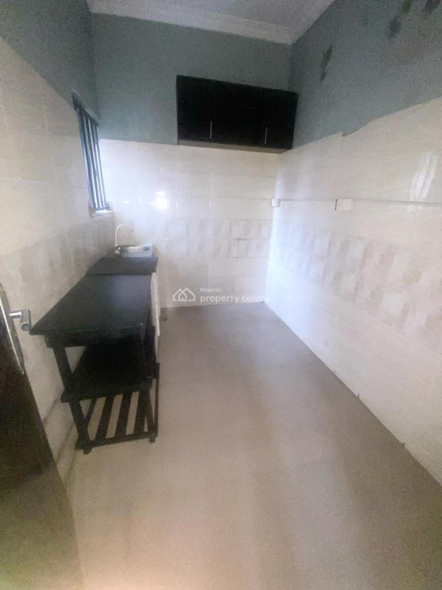 2 Bedroom Apartment, Gra Phase 1, Magodo, Lagos, Flat / Apartment for Rent