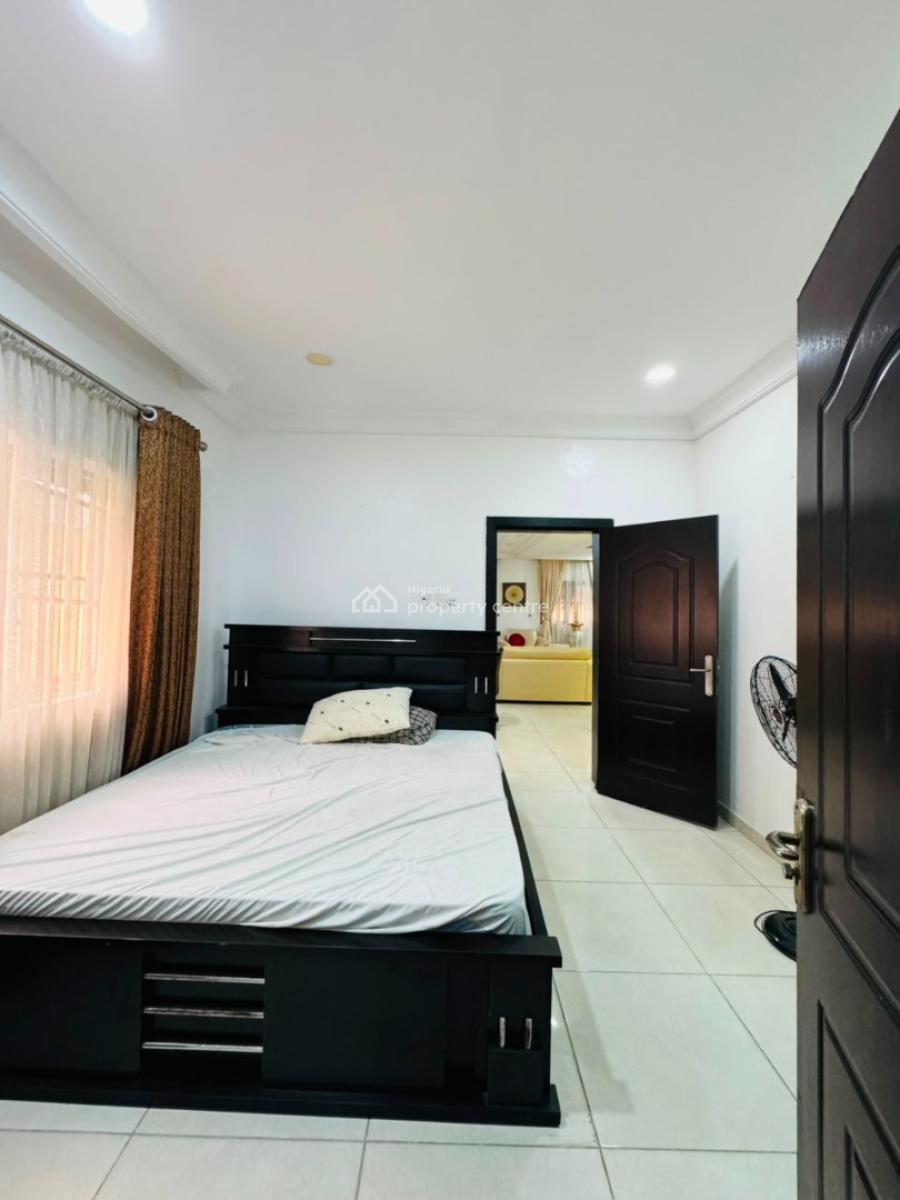 Beautifully Finished 4-bedroom Self-compound Duplex with Bq, Chevron, Lekki, Lagos, Detached Duplex for Sale