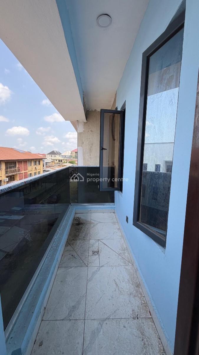 2 Bedroom Apartment, Gbagada, Gbagada, Lagos, Flat / Apartment for Sale