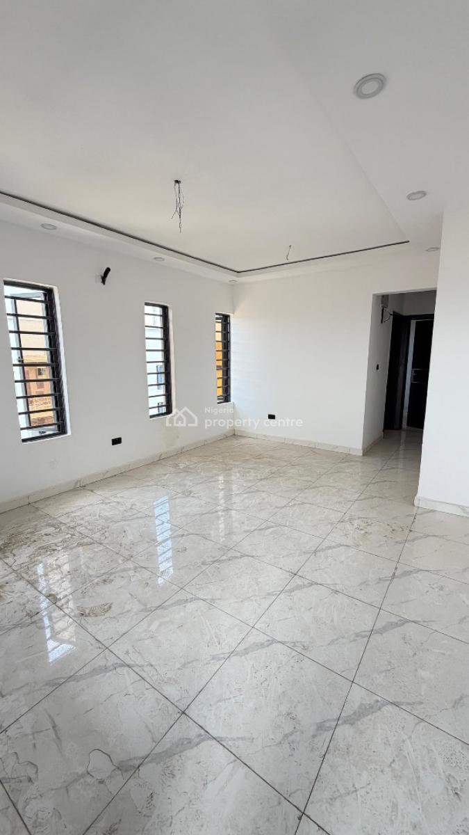 2 Bedroom Apartment, Gbagada, Gbagada, Lagos, Flat / Apartment for Sale