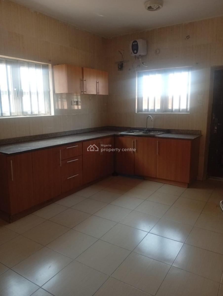 2 Units of 4 Bedroom Duplexes, Iyaganku Gra, Ibadan, Oyo, Detached Duplex for Rent