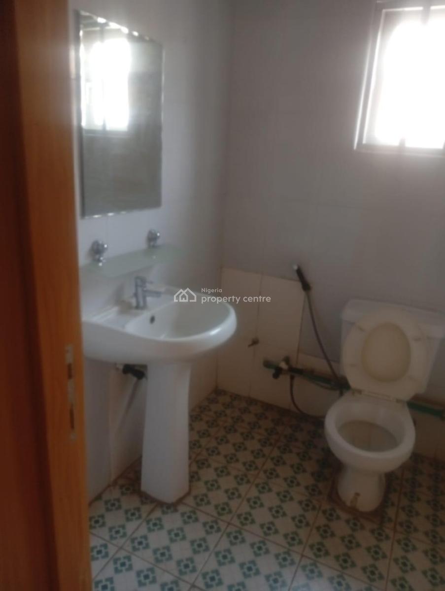 2 Units of 4 Bedroom Duplexes, Iyaganku Gra, Ibadan, Oyo, Detached Duplex for Rent