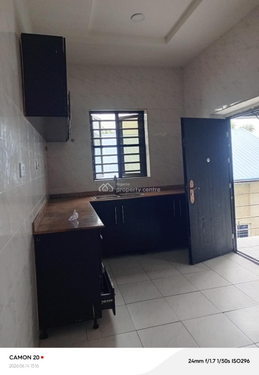 a Spacious 2bed in Apartment in a Secure Estate, Close to The Road, Royal Palm Will Estate, Badore Ajah, Badore, Ajah, Lagos, Flat / Apartment for Rent