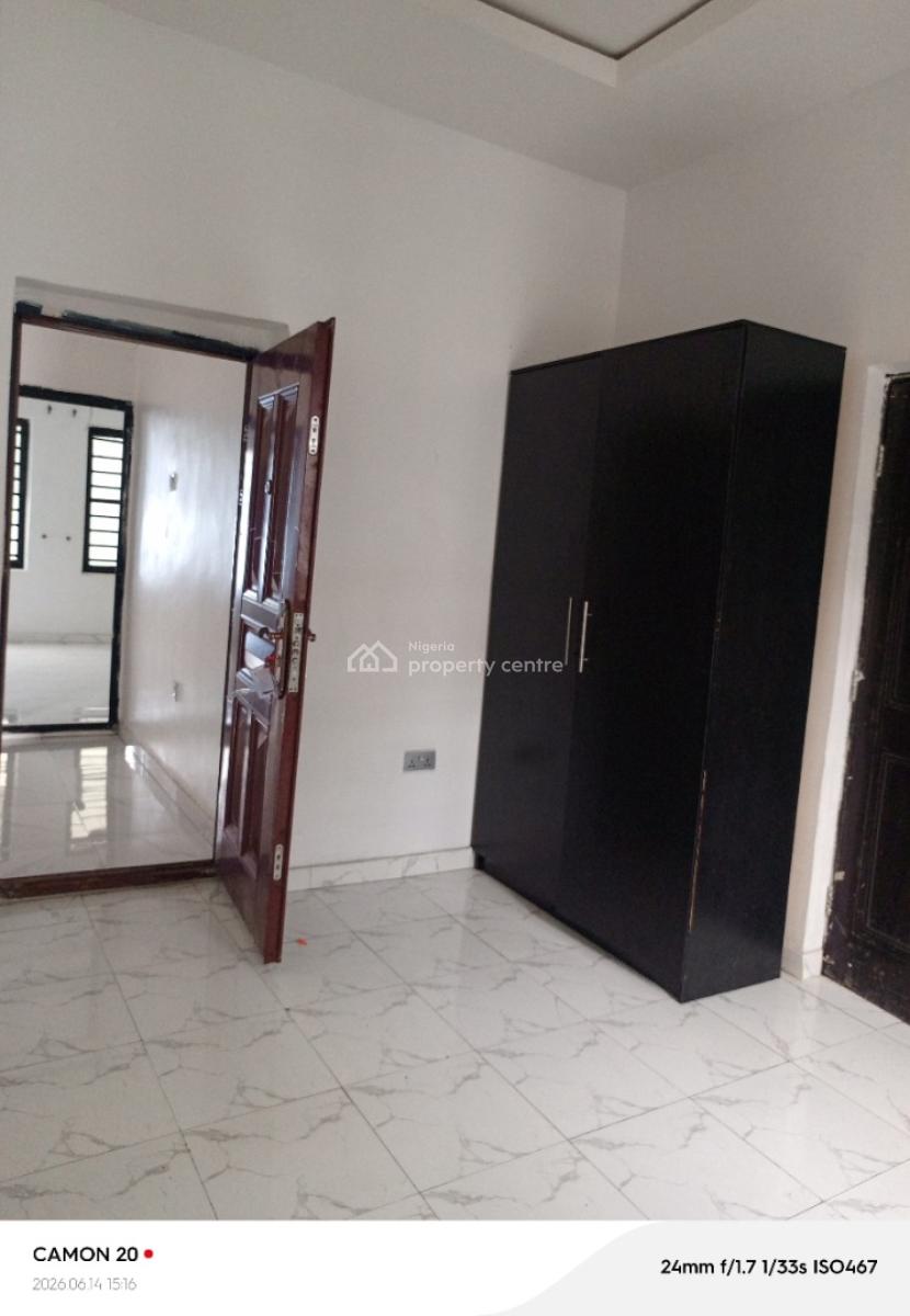 a Spacious 2bed in Apartment in a Secure Estate, Close to The Road, Royal Palm Will Estate, Badore Ajah, Badore, Ajah, Lagos, Flat / Apartment for Rent