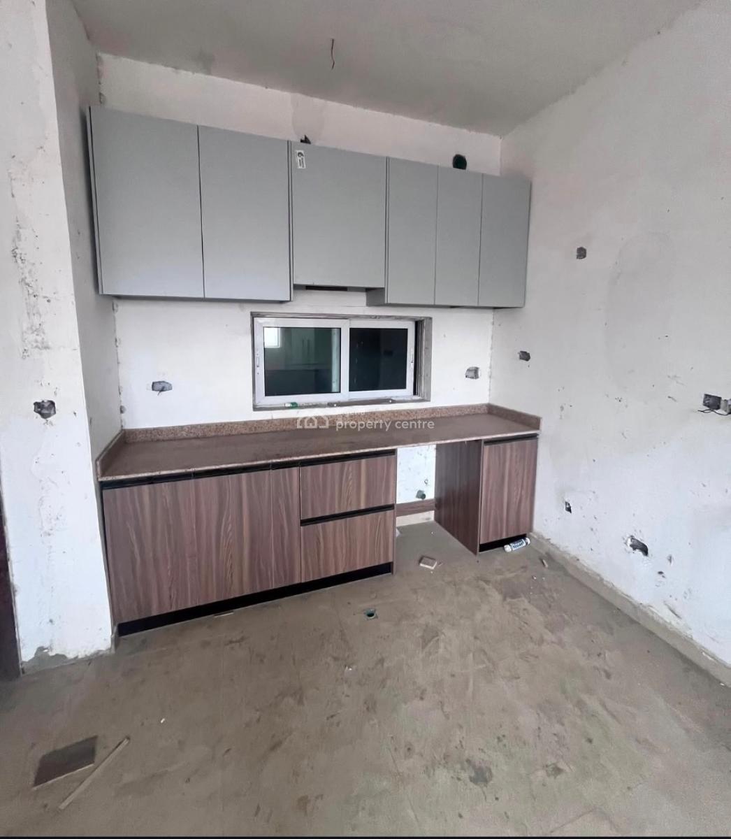 Distress Listing of 2 Bedrooms Apartment, Ikate, Lekki, Lagos, Flat / Apartment for Sale