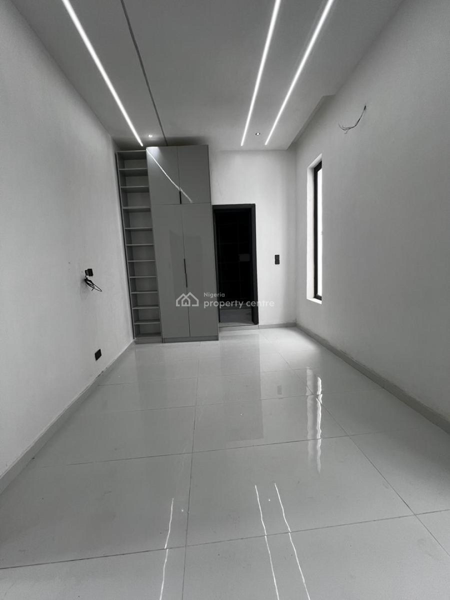 Luxuriously Fitted 5 Bedroom Fully Detached with Pool & Bq, Ajah, Lagos, Detached Duplex for Sale