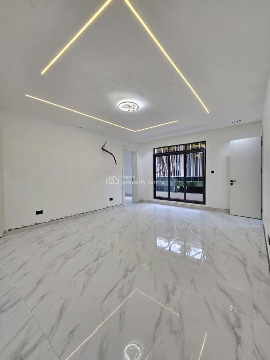 Well Finished 2 Bedroom Apartment with Pool, Prime Location, Ikate, Lekki, Lagos, Block of Flats for Sale