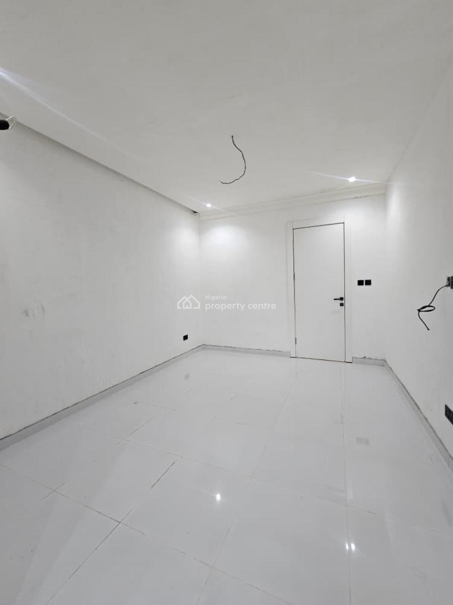Well Finished 2 Bedroom Apartment with Pool, Prime Location, Ikate, Lekki, Lagos, Block of Flats for Sale