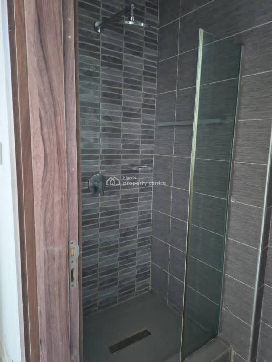 Luxury 2 Bedroom Apartment, Periwinkle Estate, Lekki Phase 1, Lekki, Lagos, Flat / Apartment for Rent