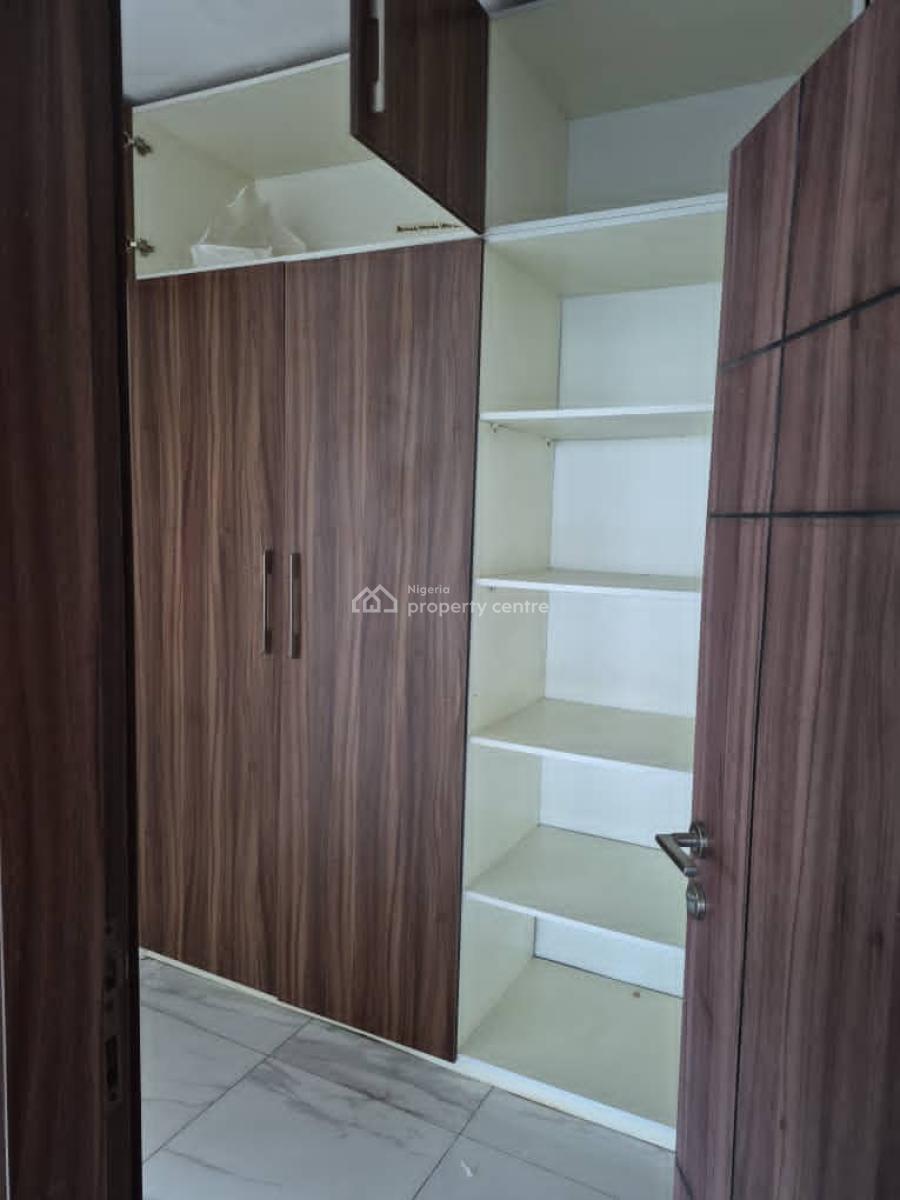 Luxury 2 Bedroom Apartment, Periwinkle Estate, Lekki Phase 1, Lekki, Lagos, Flat / Apartment for Rent