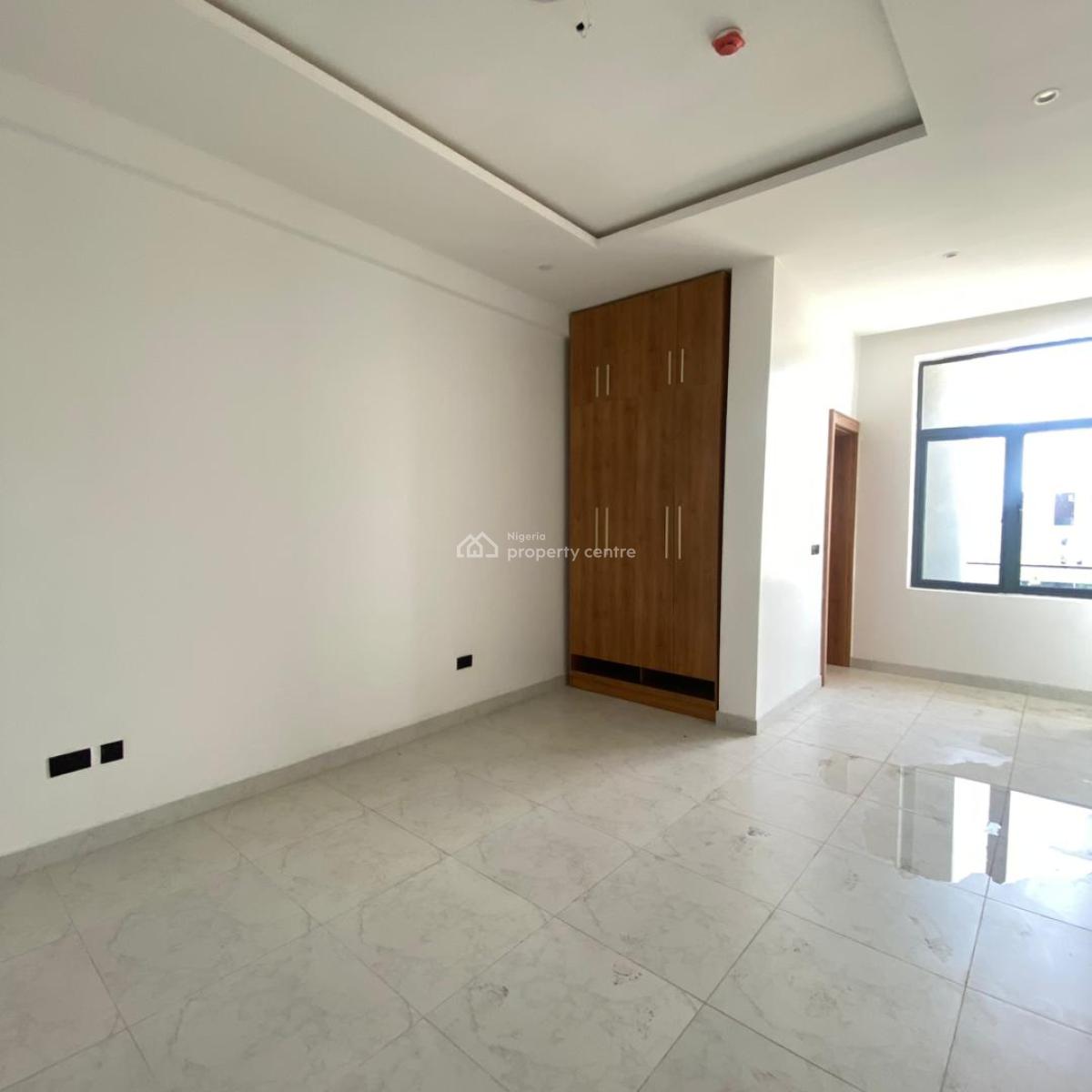 Newly Built & Spacious 2 Bedroom Apartment, Lekki Phase 1, Lekki, Lagos, Flat / Apartment for Rent