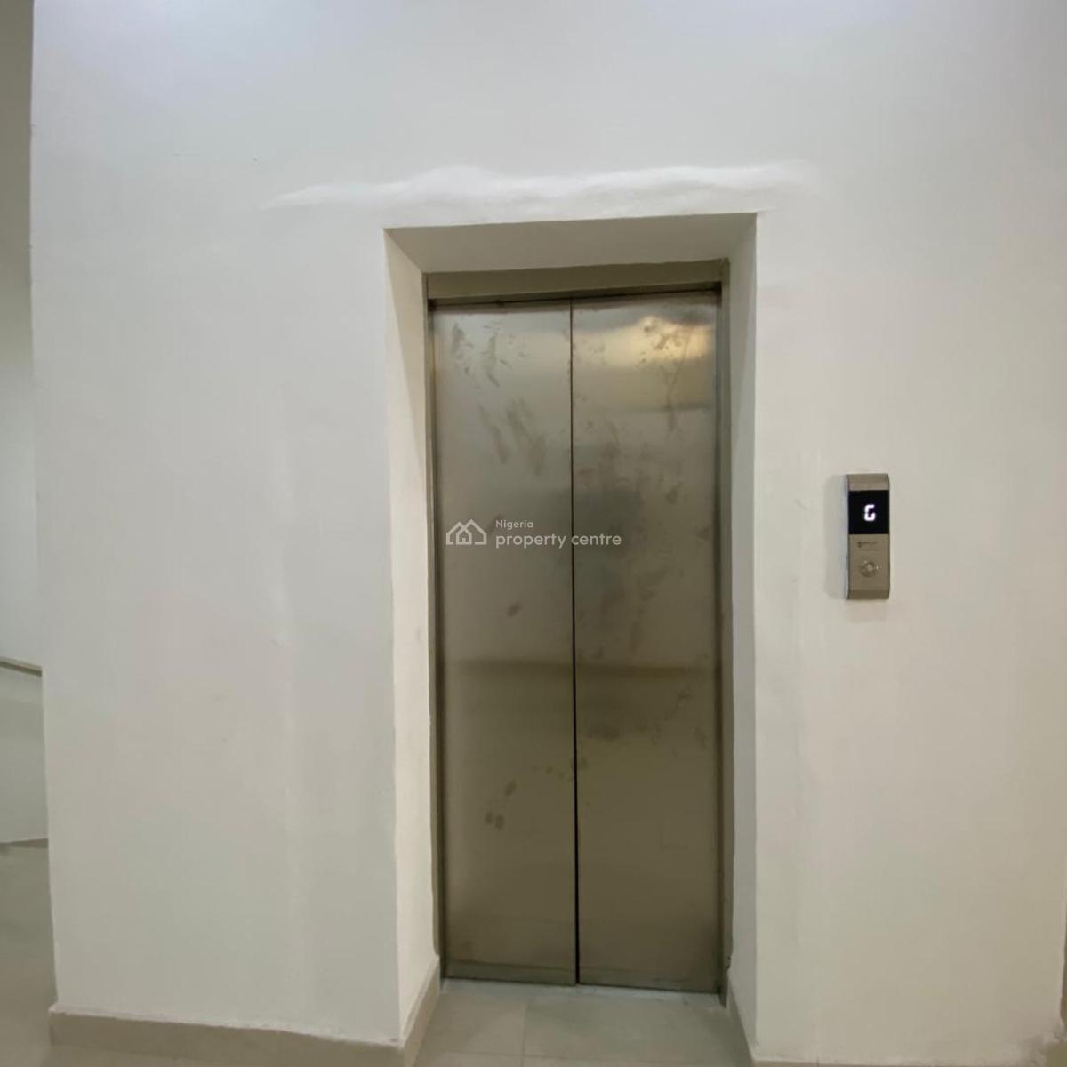 Newly Built & Spacious 2 Bedroom Apartment, Lekki Phase 1, Lekki, Lagos, Flat / Apartment for Rent