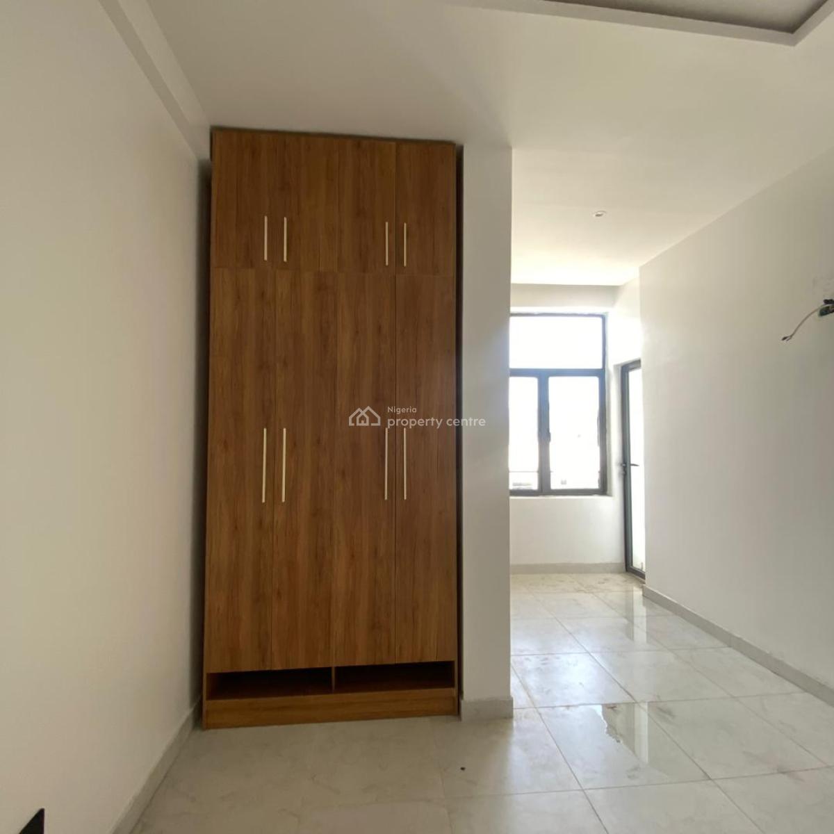 Newly Built & Spacious 2 Bedroom Apartment, Lekki Phase 1, Lekki, Lagos, Flat / Apartment for Rent
