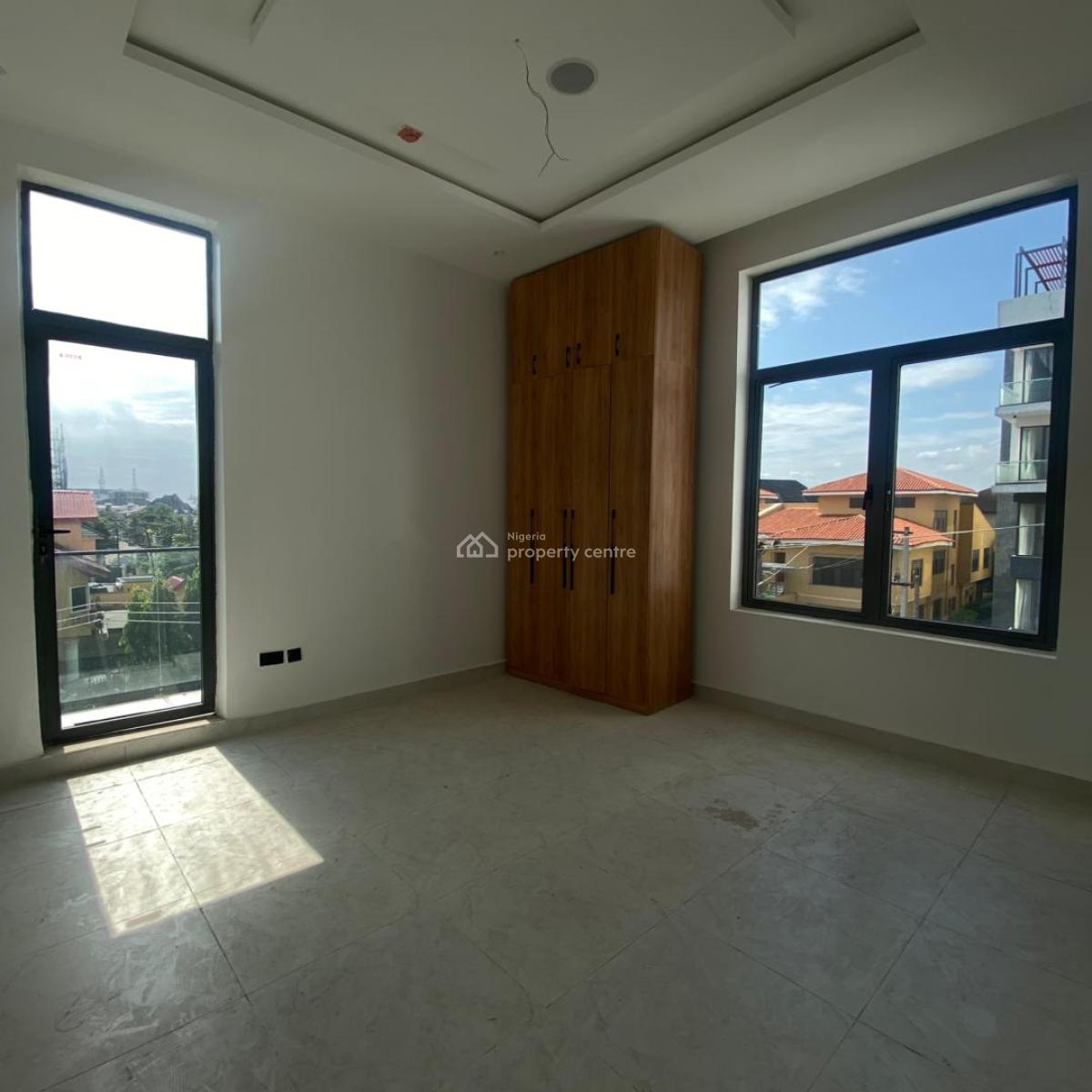 Newly Built & Spacious 2 Bedroom Apartment, Lekki Phase 1, Lekki, Lagos, Flat / Apartment for Rent