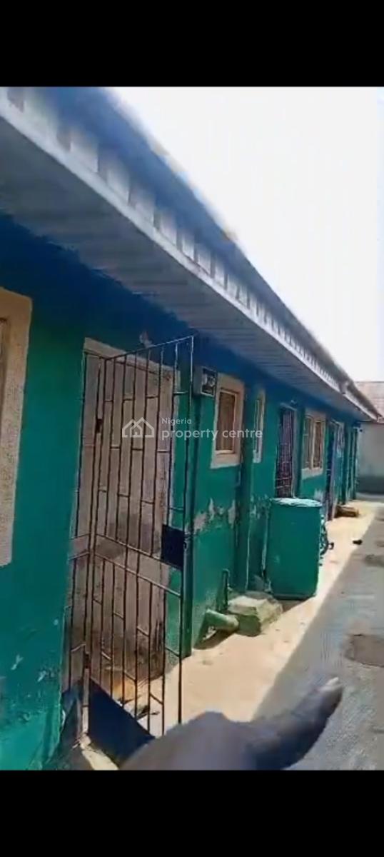 12 Units of Single Room Self Contain, Gbopa London Road, Ikorodu, Lagos, Self Contain (single Rooms) for Sale