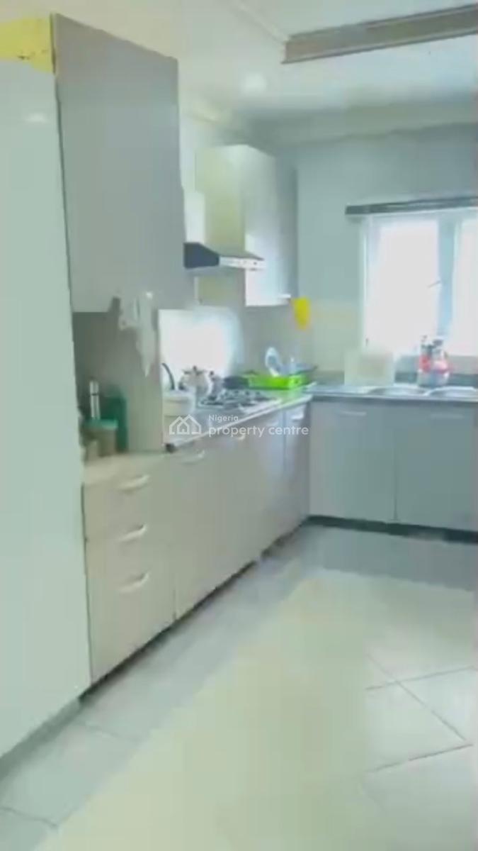 Spacious 3bedroom in a Secured Location, Ikeja, Lagos, House for Sale