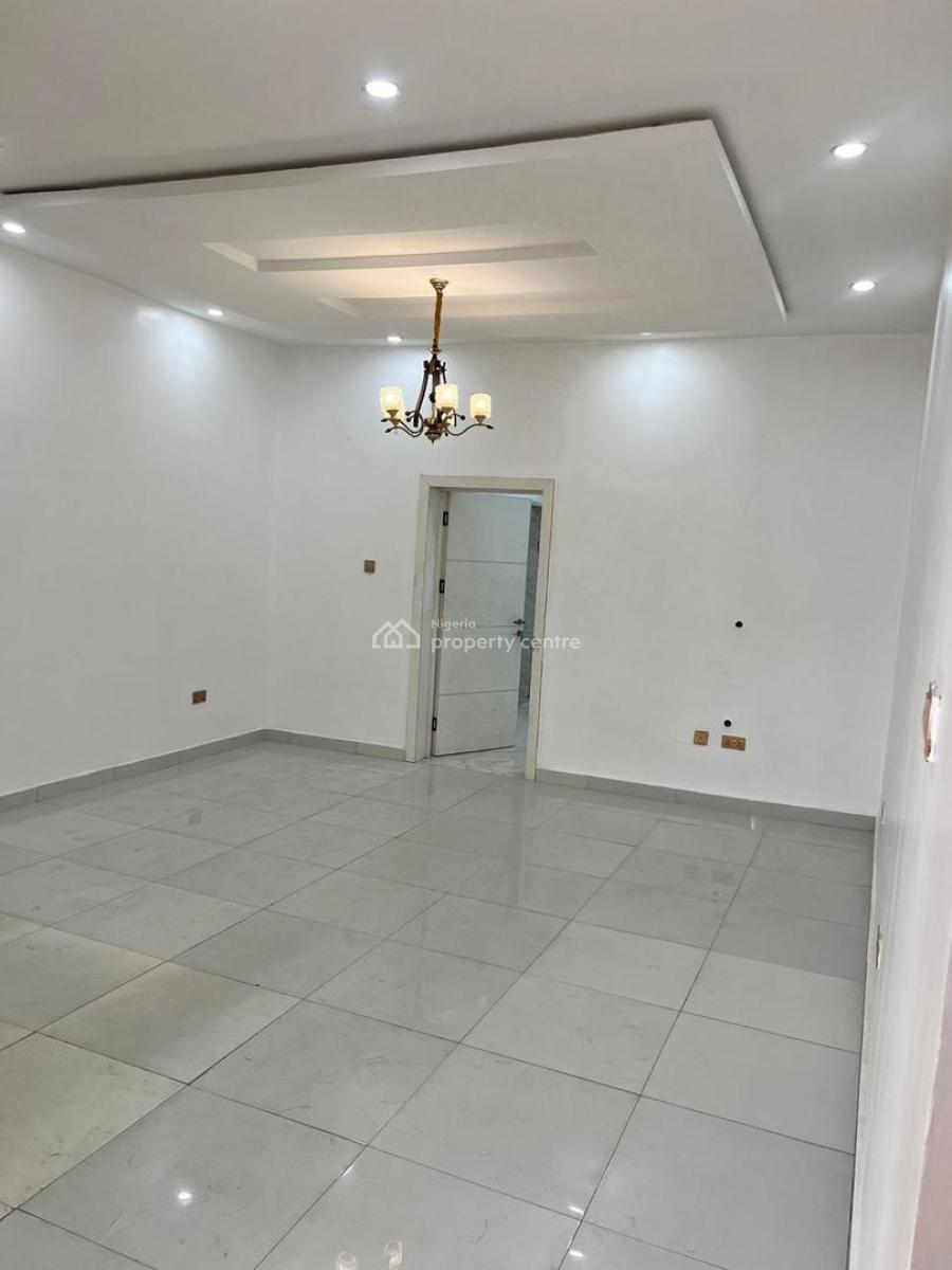 Spacious & Spacious 2 Bedroom Apartment, Ilasan, Lekki, Lagos, Flat / Apartment for Rent