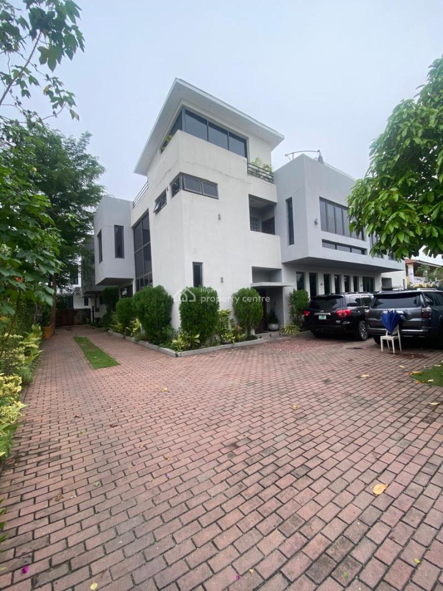 Luxury 4bedroom Townhouse with Bq & Rooftop, Only High Profile Tenant, Lekki Phase1 Off Admiralty Way, Lekki, Lagos, House for Rent