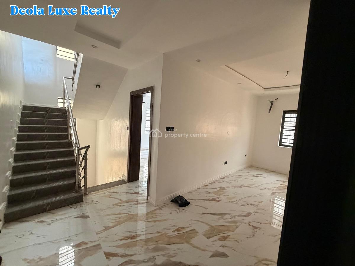 4 Bedroom Terraced Duplex( Brief Ready), Ologolo, Lekki, Lagos, Terraced Duplex for Sale