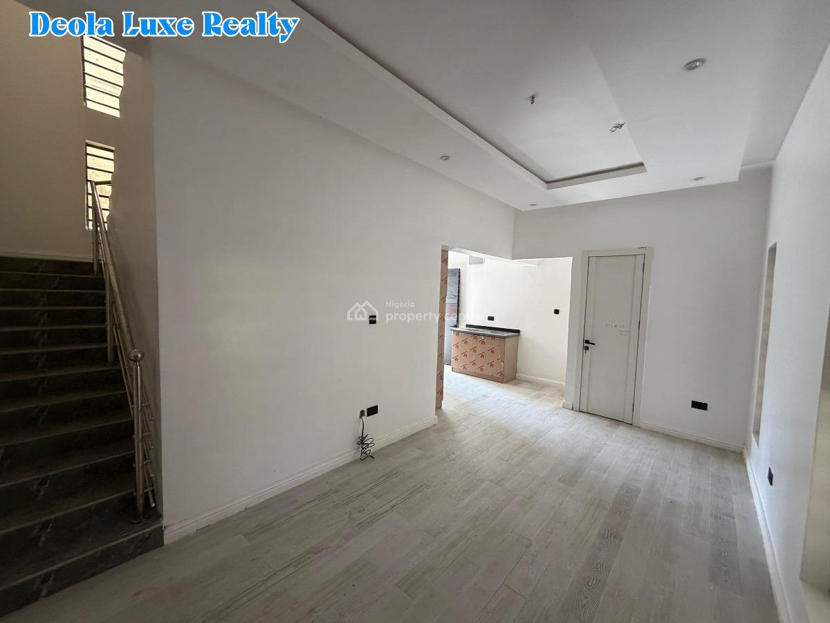 4 Bedroom Terraced Duplex( Brief Ready), Ologolo, Lekki, Lagos, Terraced Duplex for Sale