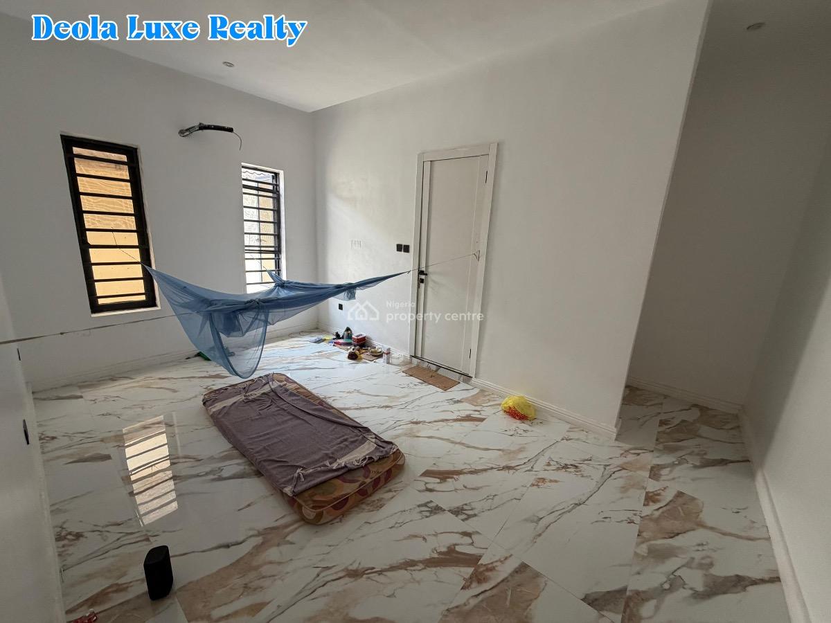 4 Bedroom Terraced Duplex( Brief Ready), Ologolo, Lekki, Lagos, Terraced Duplex for Sale