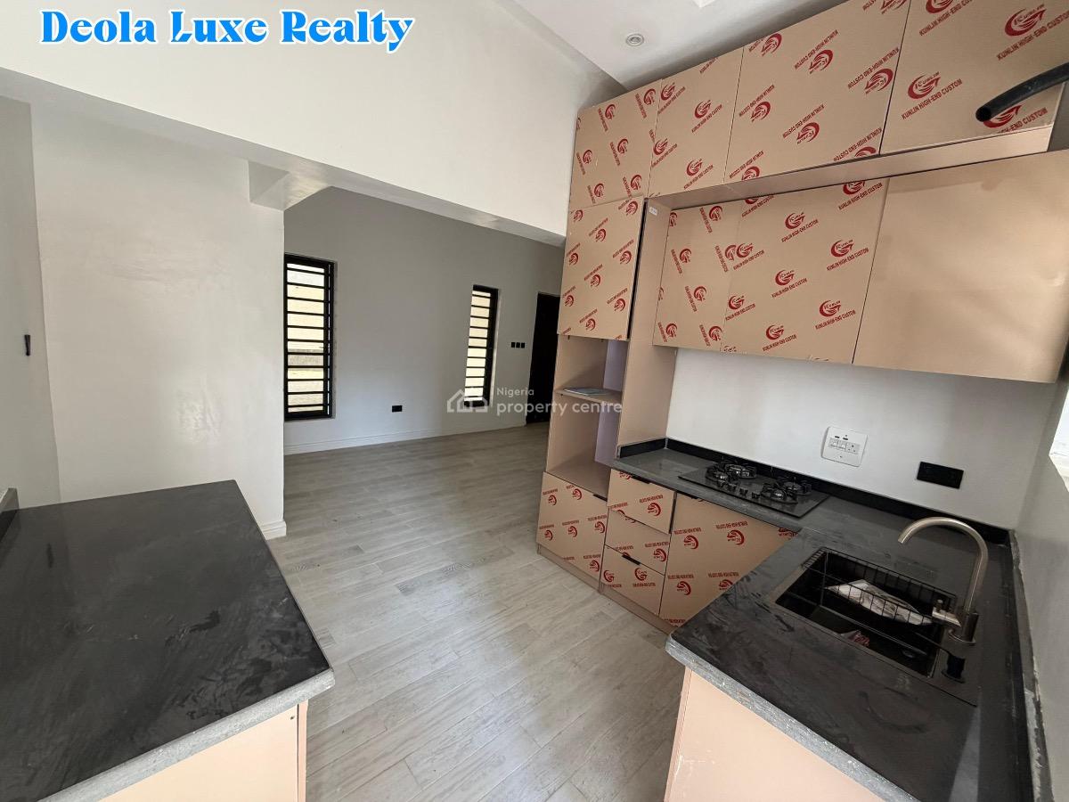 4 Bedroom Terraced Duplex( Brief Ready), Ologolo, Lekki, Lagos, Terraced Duplex for Sale