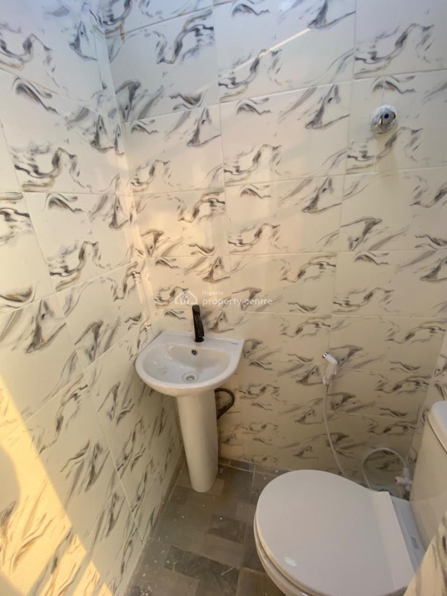 Brand New Two Bedroom Apartment, Muniru Estate Ogombo Off Peaceland, Ajah, Lagos, Flat / Apartment for Rent