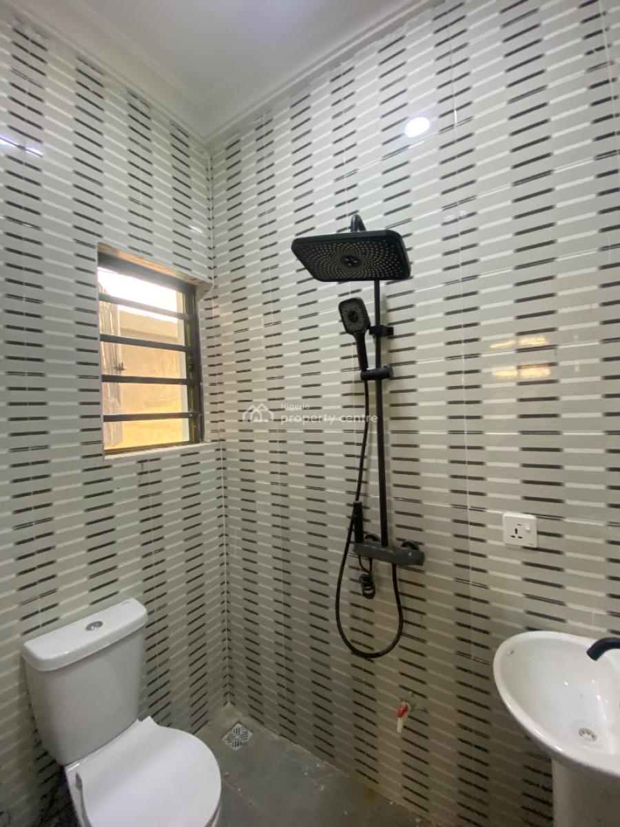 Brand New Two Bedroom Apartment, Muniru Estate Ogombo Off Peaceland, Ajah, Lagos, Flat / Apartment for Rent
