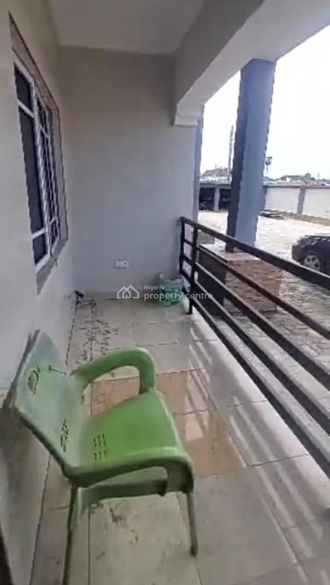Spacious Bedroom Inside a Shared 3 Bedroom Apartment, Lekki Scheme 2 Extension Connecting Mobile Rd, Ilaje, Ajah, Lagos, Self Contain (single Rooms) for Rent