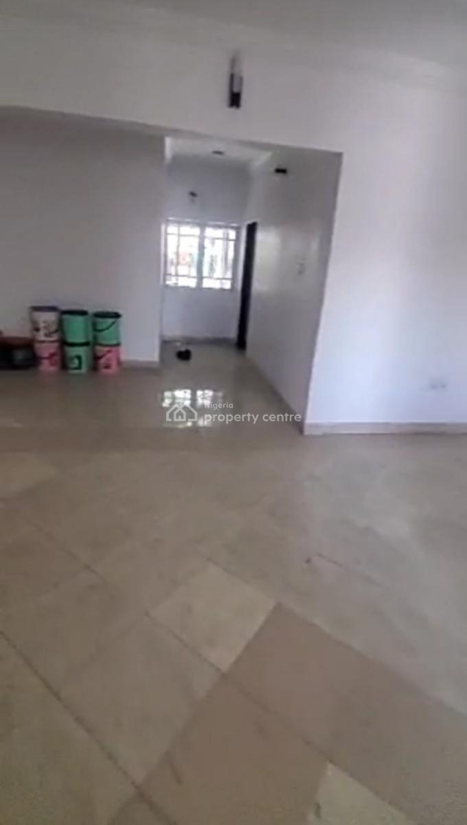 Spacious Bedroom Inside a Shared 3 Bedroom Apartment, Lekki Scheme 2 Extension Connecting Mobile Rd, Ilaje, Ajah, Lagos, Self Contain (single Rooms) for Rent
