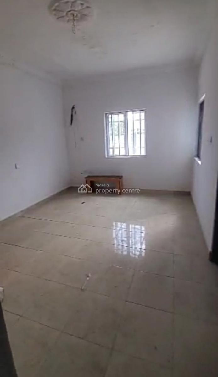 Spacious Bedroom Inside a Shared 3 Bedroom Apartment, Lekki Scheme 2 Extension Connecting Mobile Rd, Ilaje, Ajah, Lagos, Self Contain (single Rooms) for Rent