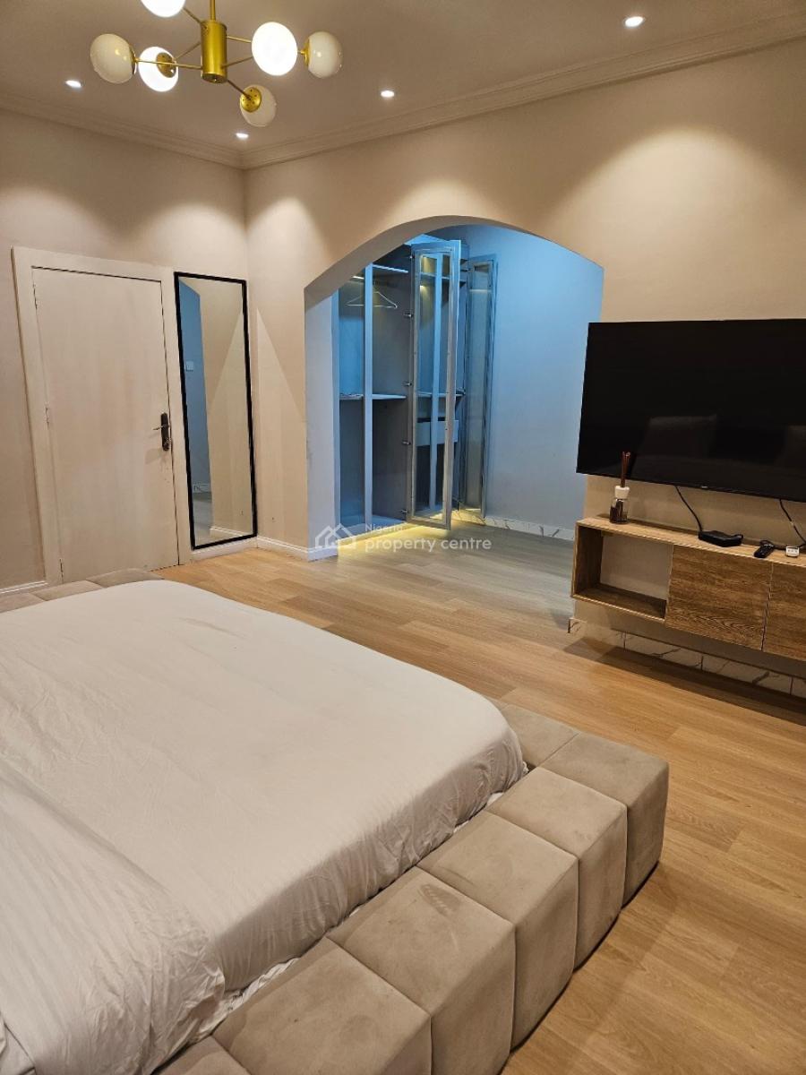 Nicely Furnished Two Bedroom in a Nice Estate, Lekki Phase 1, Lekki, Lagos, Flat / Apartment Short Let