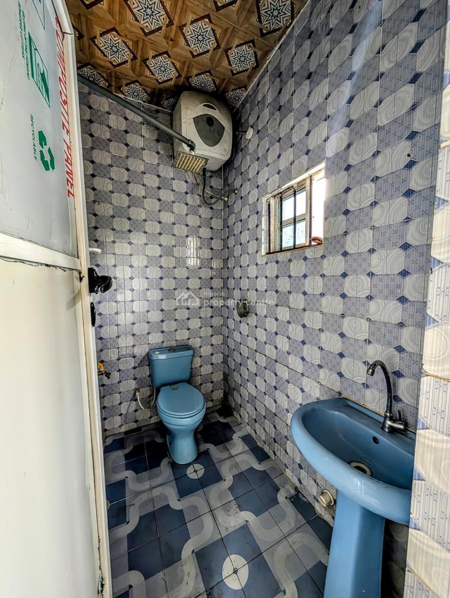 a Clean (2) Two Bedroom Flat, Osongama Estate, Uyo, Akwa Ibom, House for Rent