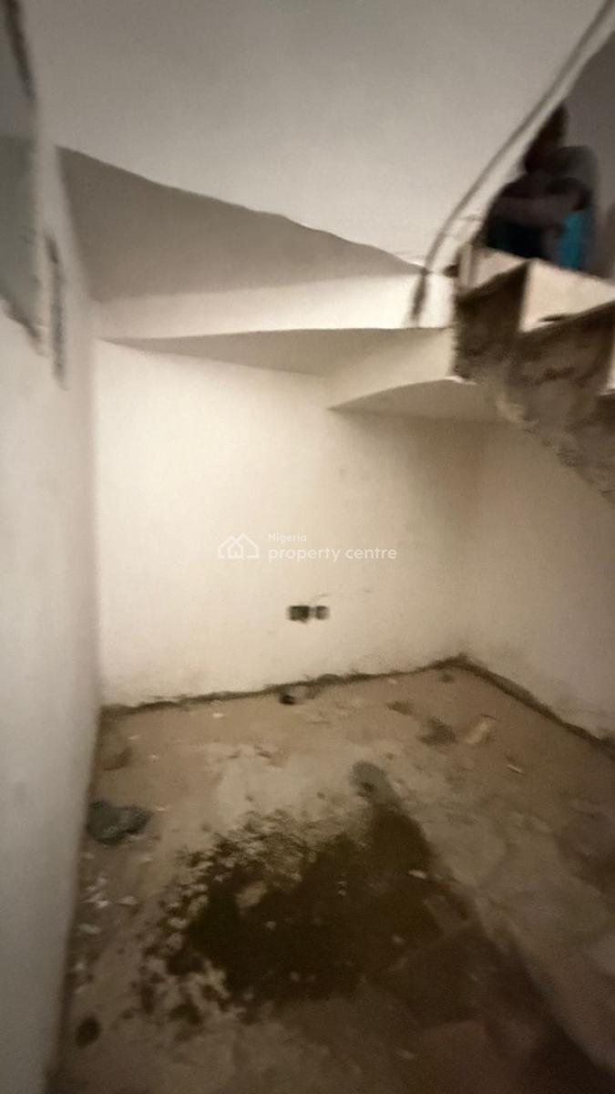 4 Bed Terrace with Bq, Kaura, Abuja, Terraced Duplex for Sale