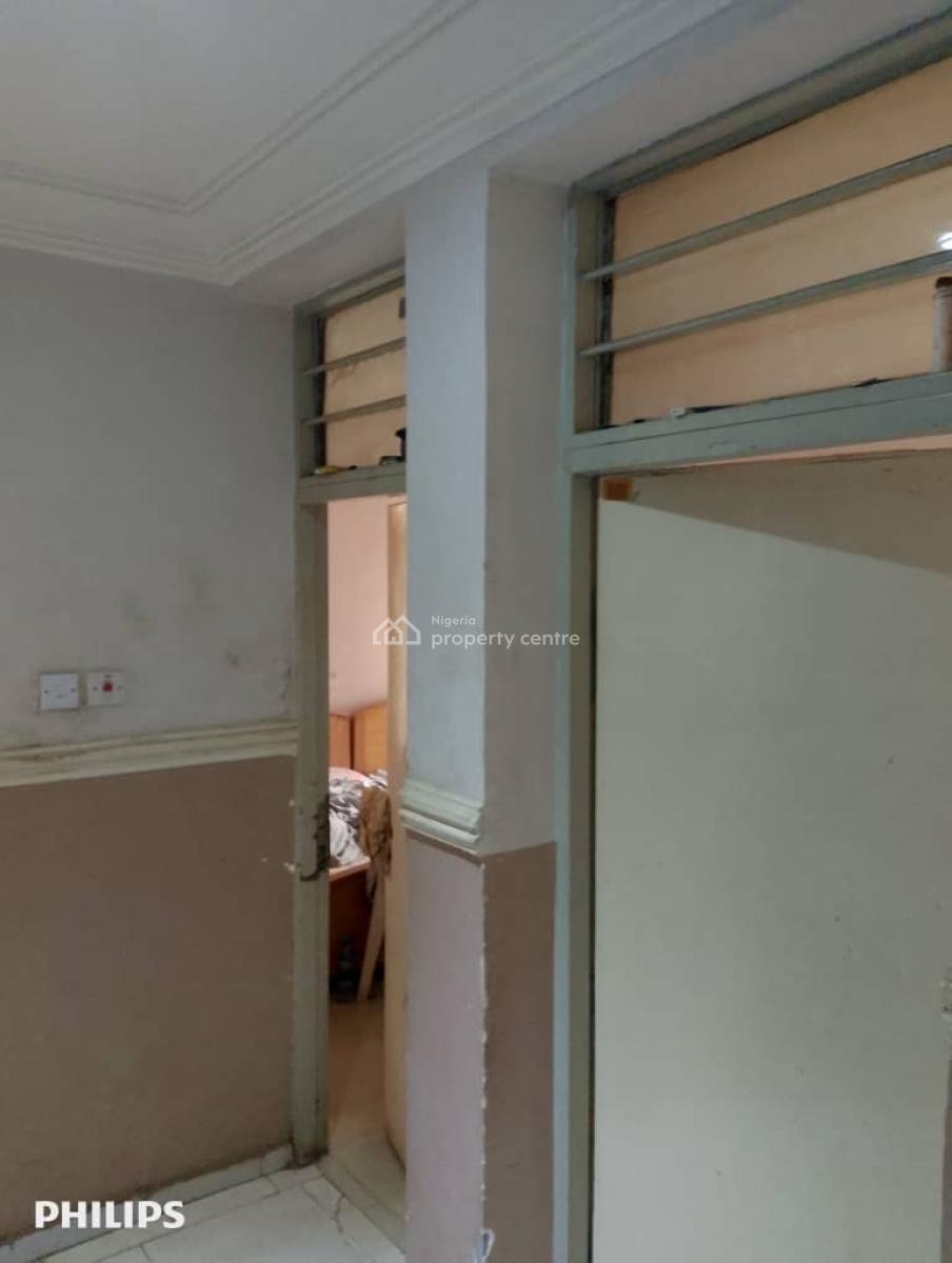 Standard and Massive 3 Bedroom Apartment, Garki, Abuja, House for Sale