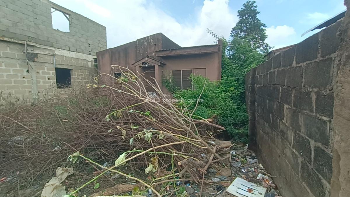 Completed Bungalow on Half Plot of Land, Gbadi Bus-stop Agric Ikorodu, Agric, Ikorodu, Lagos, Detached Bungalow for Sale