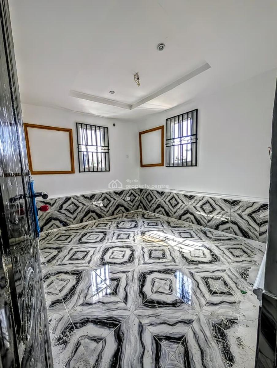 a Clean Selfcontained Apartment, Ekpri Nsukara, Uyo, Akwa Ibom, House for Rent