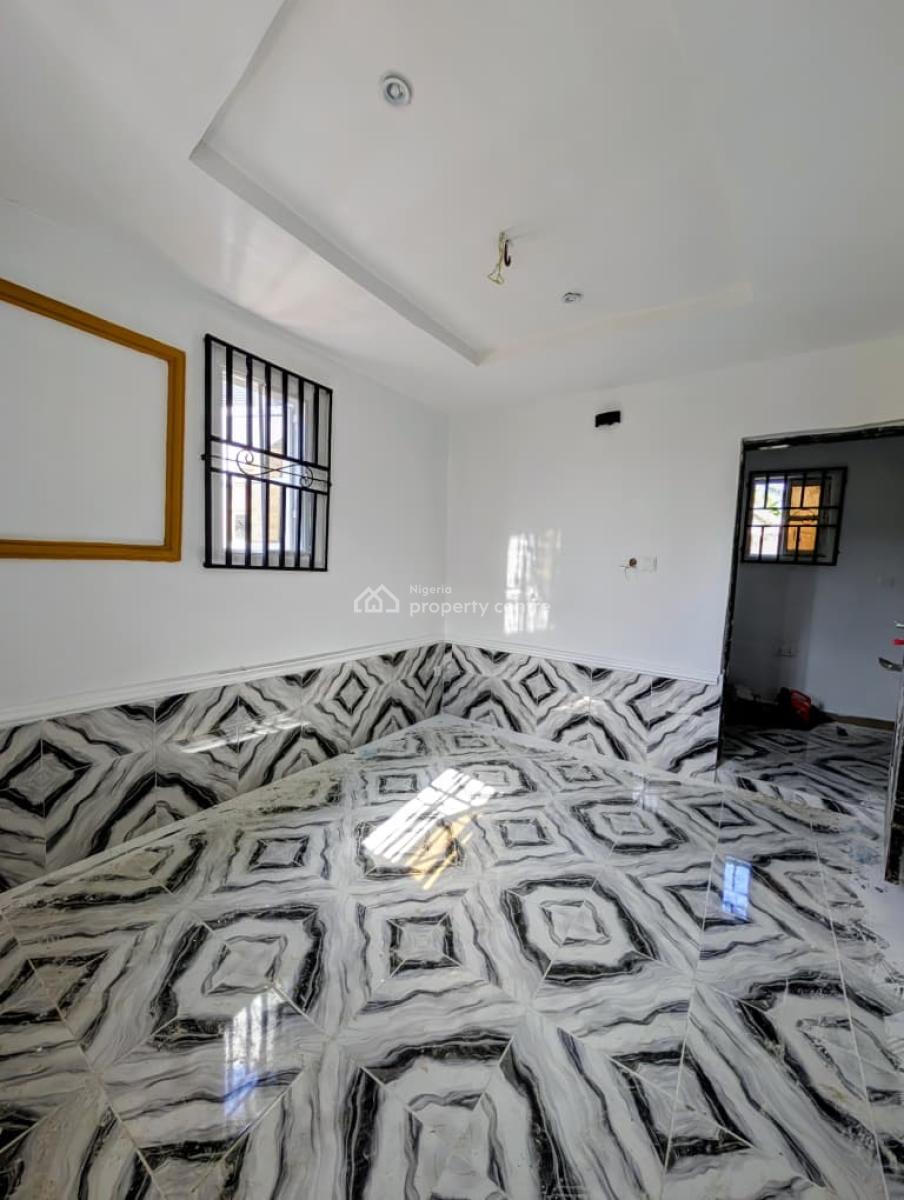 a Clean Selfcontained Apartment, Ekpri Nsukara, Uyo, Akwa Ibom, House for Rent