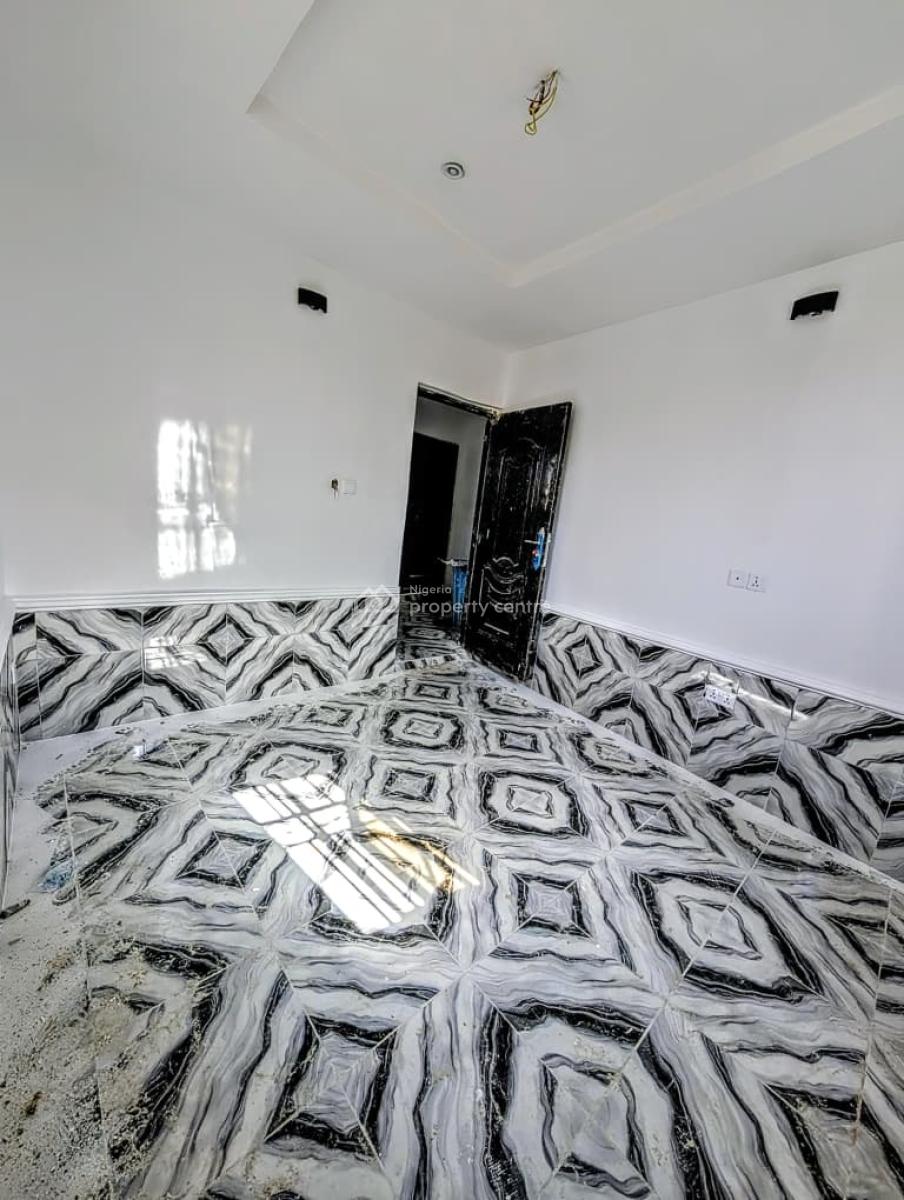 a Clean Selfcontained Apartment, Ekpri Nsukara, Uyo, Akwa Ibom, House for Rent