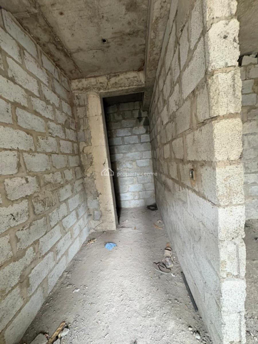 6 Bedroom Semi-detached Duplex with Bq, Jabi, Abuja, Semi-detached Duplex for Sale