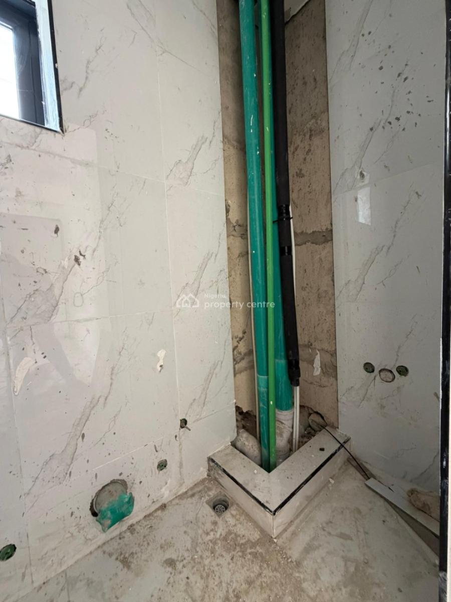 Luxury 2 Bedroom Apartment, Lekki Phase 1, Lekki, Lagos, Flat / Apartment for Sale