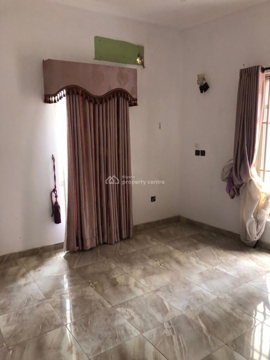 Clean 4bedroom Duplex with Bq, Westen Estate Lekki County Home Ikota, Ikota, Lekki, Lagos, Semi-detached Duplex for Sale