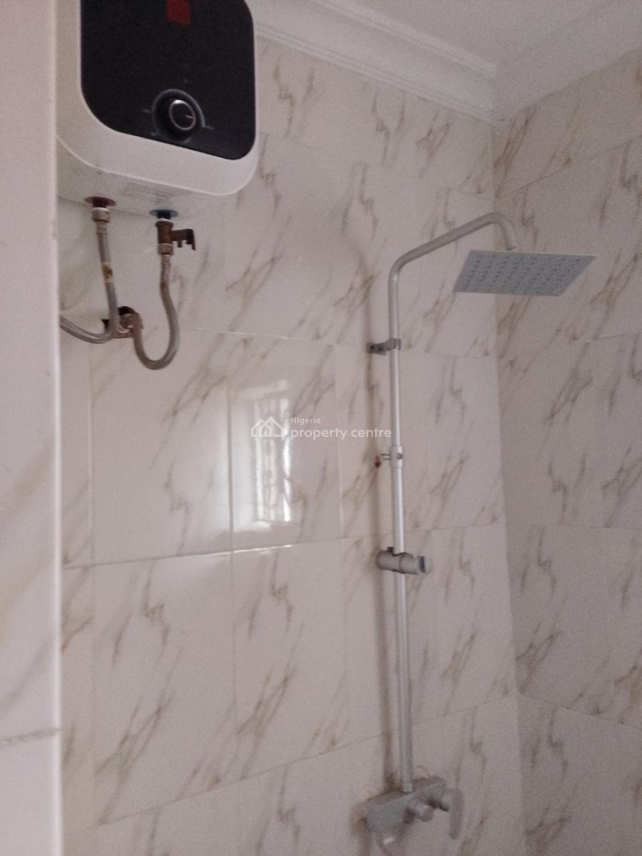 Clean 3 Bedroom Flat, Lakowe Phase 2, Ibeju Lekki, Lagos, Flat / Apartment for Rent