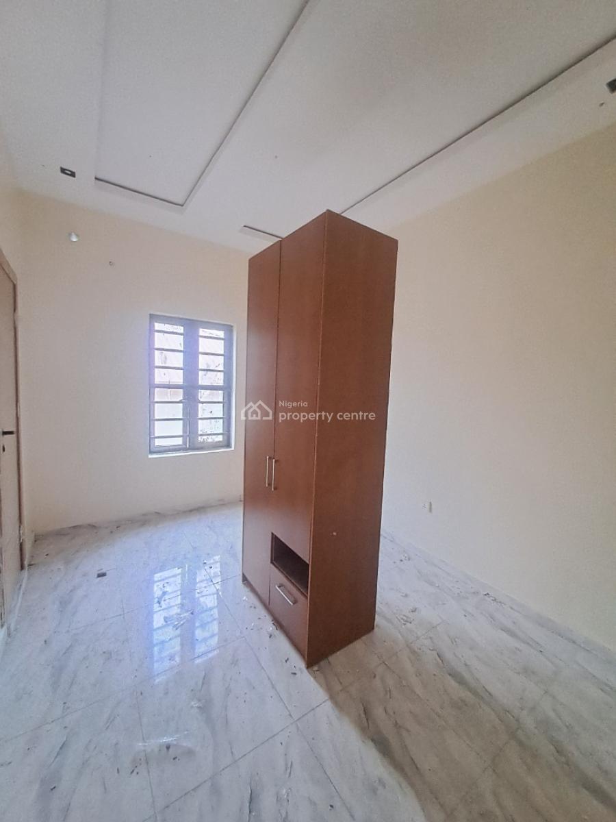 Newly Built 2 Bedroom Apartment in a Gated, Idado/agungi, Lekki, Lagos, Flat / Apartment for Rent
