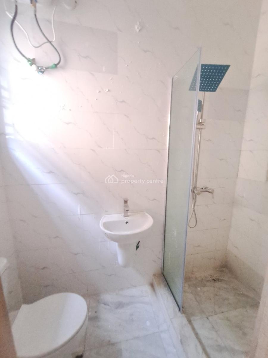 Newly Built 2 Bedroom Apartment in a Gated, Idado/agungi, Lekki, Lagos, Flat / Apartment for Rent