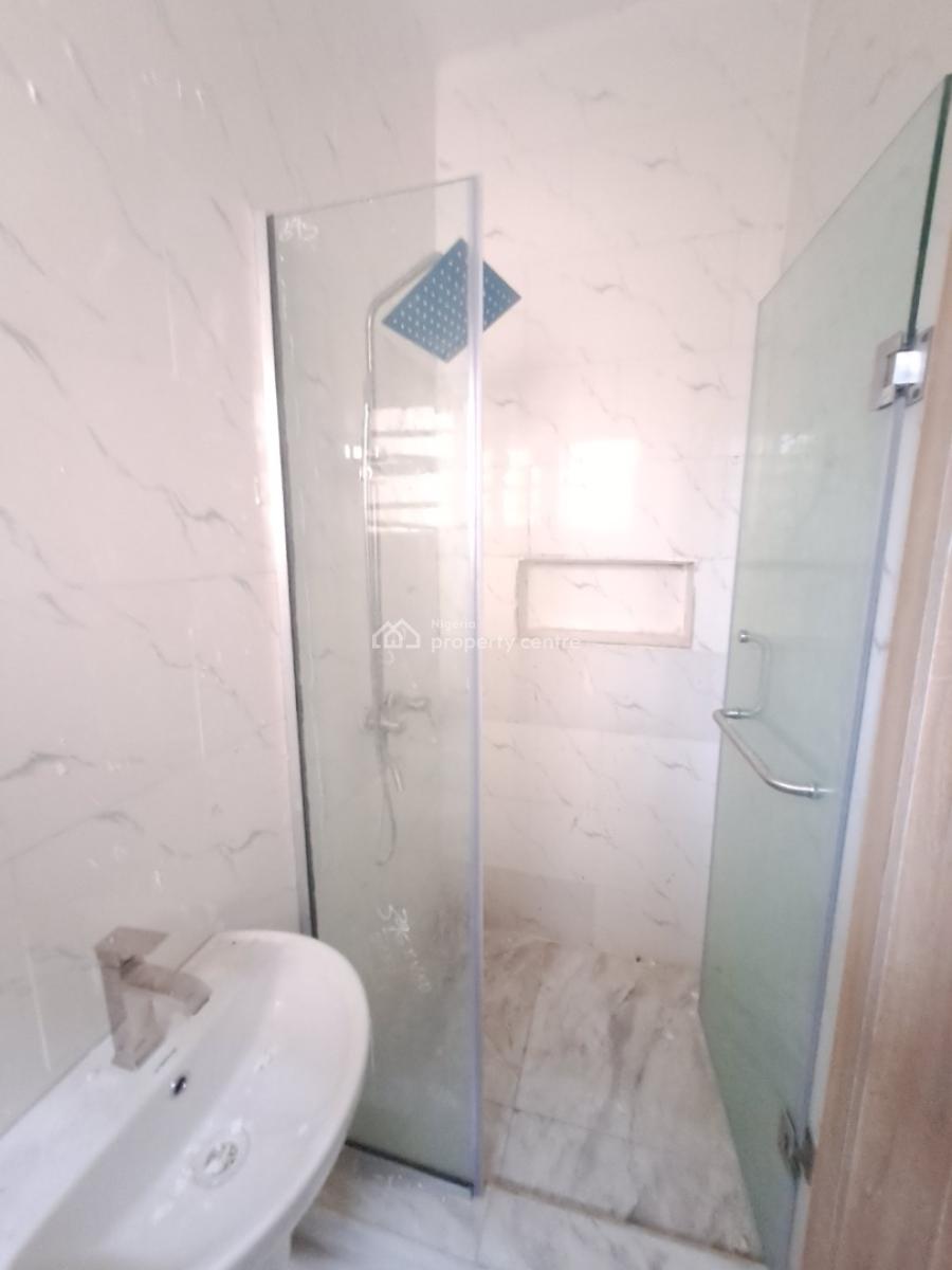 Newly Built 2 Bedroom Apartment in a Gated, Idado/agungi, Lekki, Lagos, Flat / Apartment for Rent