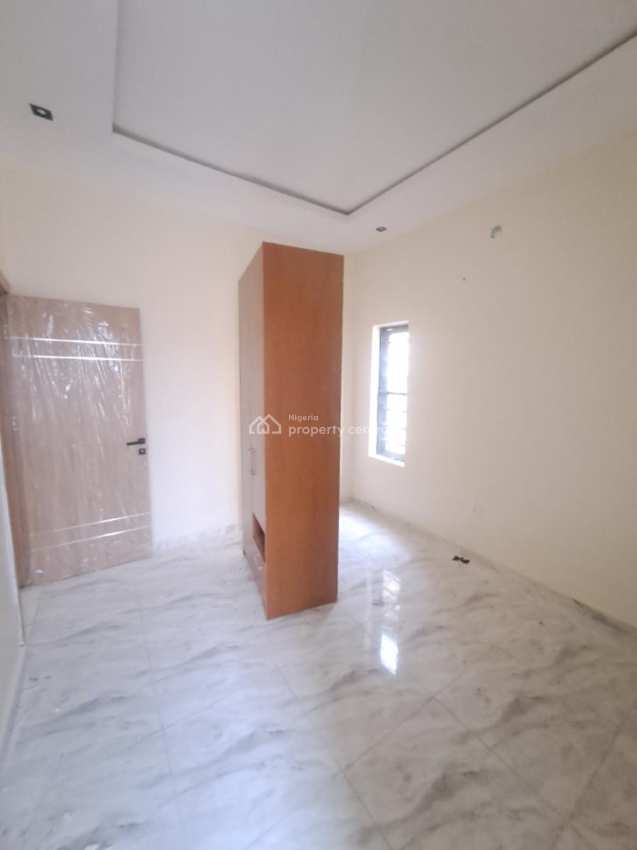 Newly Built 2 Bedroom Apartment in a Gated, Idado/agungi, Lekki, Lagos, Flat / Apartment for Rent
