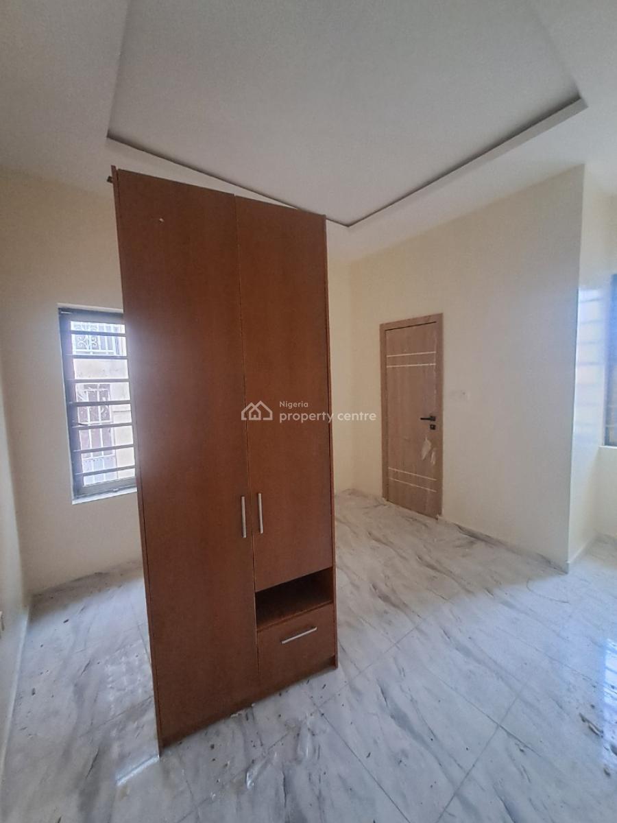 Newly Built 2 Bedroom Apartment in a Gated, Idado/agungi, Lekki, Lagos, Flat / Apartment for Rent